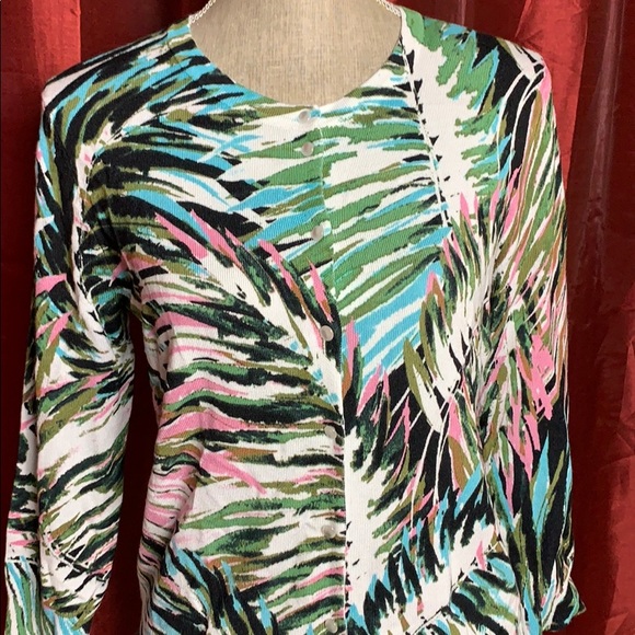 NWT Cable & Gage Thin Sweater - Picture 2 of 9